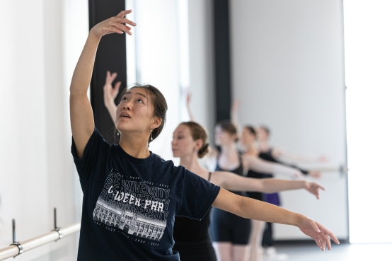 Adult dance and fitness dancers