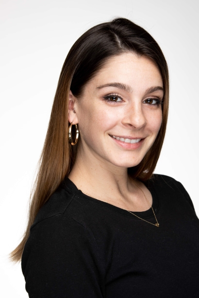 Bri Lucey headshot
