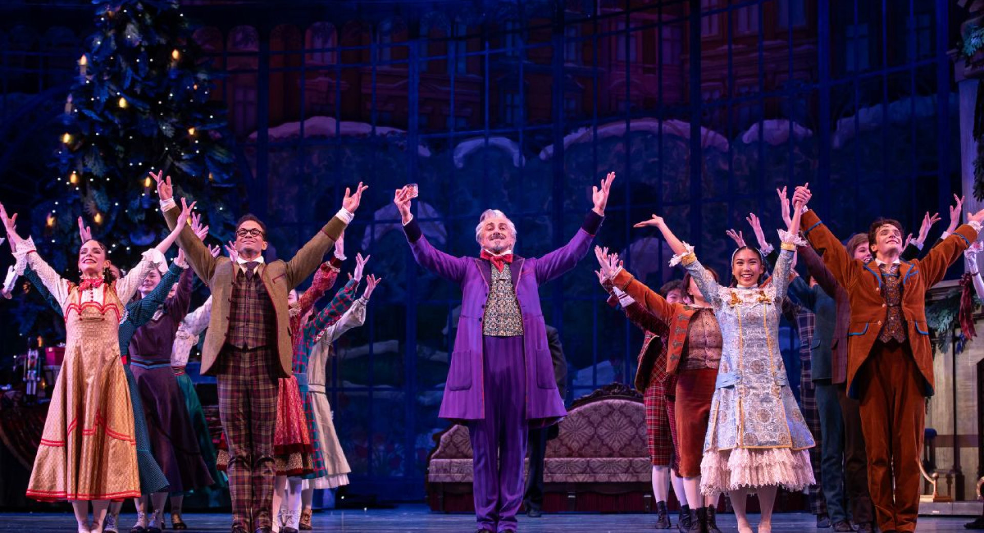 Milwaukee Ballet Presents Holiday Favorite 